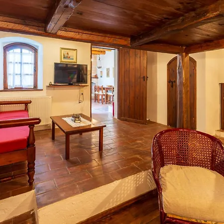 Ilianthos Traditional Maisonette Tatil Evi *