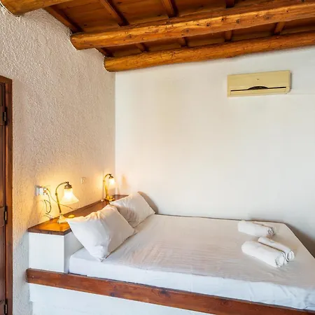 Ilianthos Traditional Maisonette