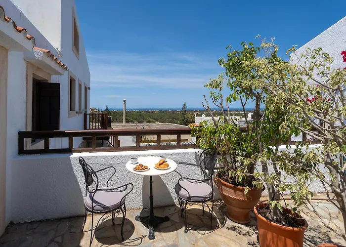 Ilianthos Traditional Maisonette *