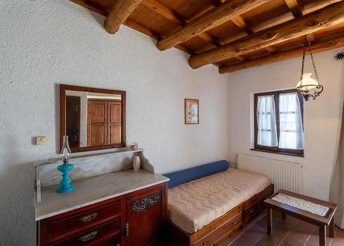 Case de vacanță Ilianthos Traditional Maisonette Hersonissos (Crete)