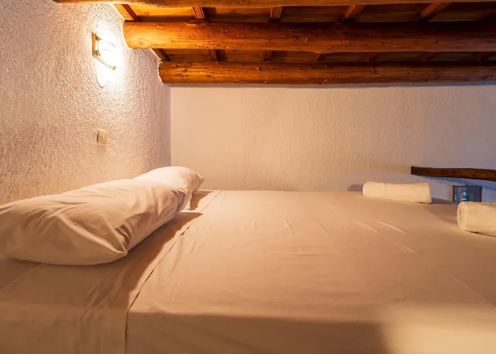 Ilianthos Traditional Maisonette *