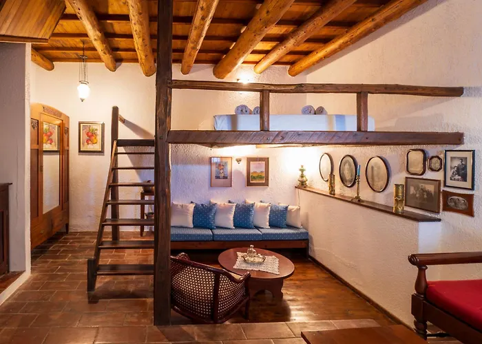 Ilianthos Traditional Maisonette * Hersonissos (Crete)