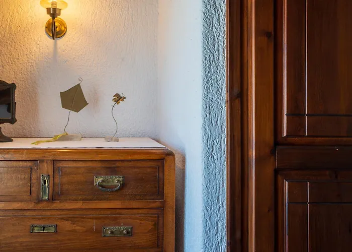 Ilianthos Traditional Maisonette בית נופש הרסוניסוס